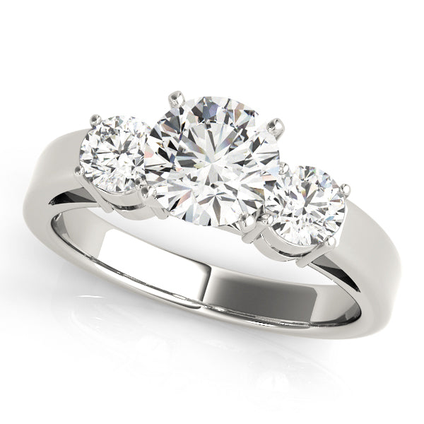 Engagement Rings/3 Stone/Round