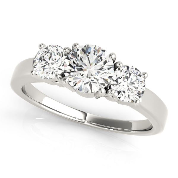 Engagement Rings/3 Stone/Round