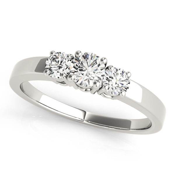 Engagement Rings/3 Stone/Round